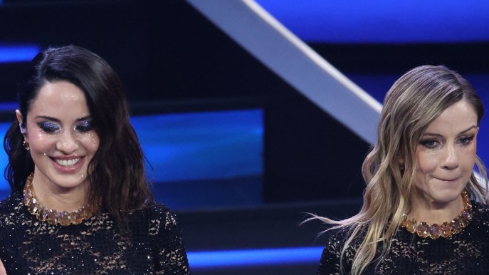 Vampire skin, l’incarnato sparkling di Paola e Chiara a Sanremo è già tendenza. Ecco come replicarlo