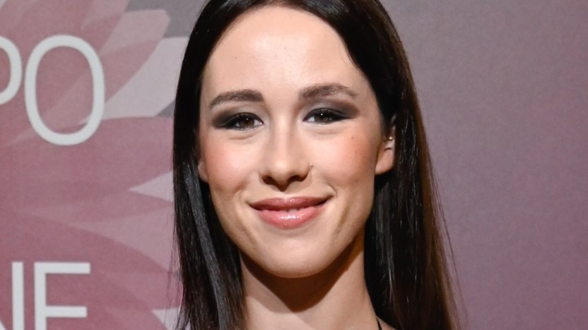 Aurora Ramazzotti su Instagram: restyling prima del parto. Sta bene bionda?