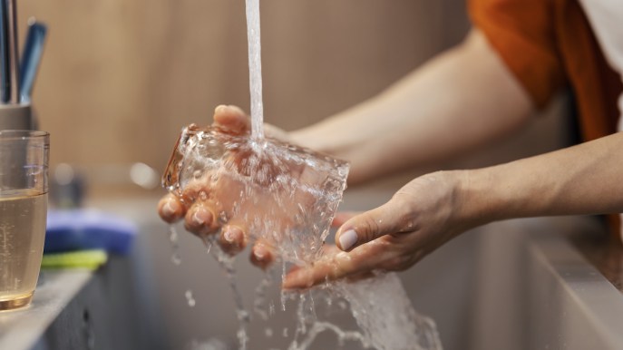 Bicchieri, come togliere il cattivo odore dopo il lavaggio a mano