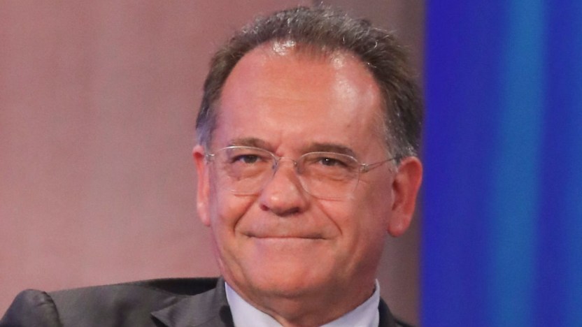 “Isola dei Famosi”, Alessandro Cecchi Paone “odia le donne”: l’accusa di una naufraga