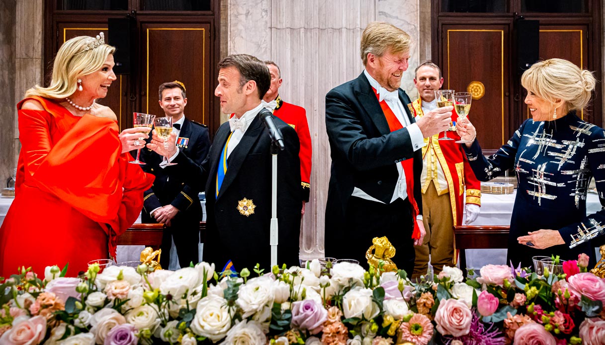 Brigitte ed Emmauel Macron Maxima e Guglielmo d'Olanda