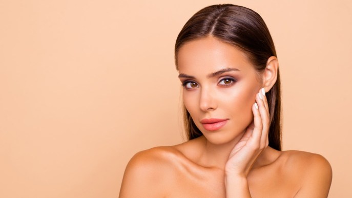 Consigli pratici per rinfrescare e ringiovanire il viso con il makeup