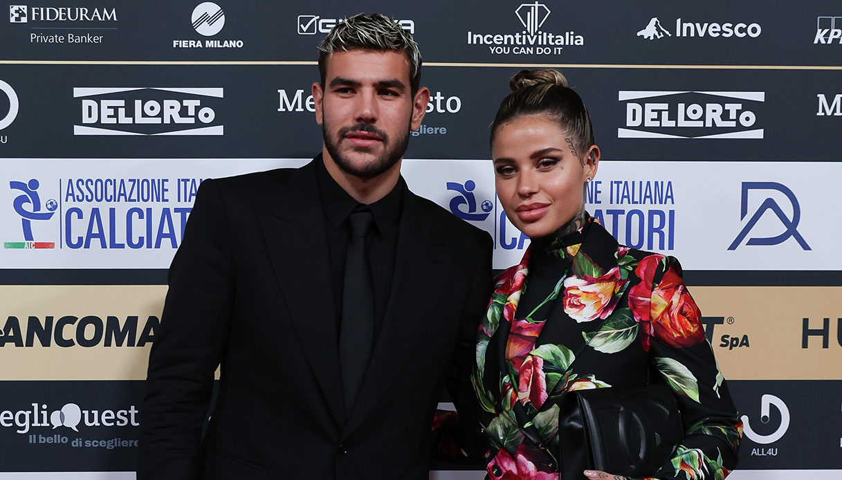 Theo Hernandez e Zoe Cristofoli