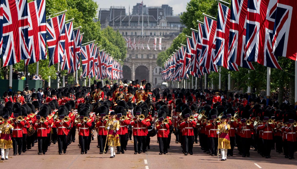 la parata militare in occasione del Trooping the Colour