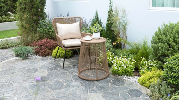 Come pavimentare un giardino: idee per spendere poco