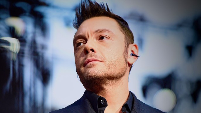 Tiziano Ferro: “Ora posso dirvi la verità. Dovrò operarmi alle corde vocali”
