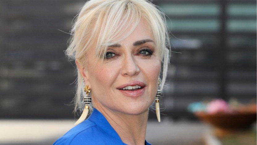 Paola Barale svela su Instagram come si tiene in forma a 50 anni