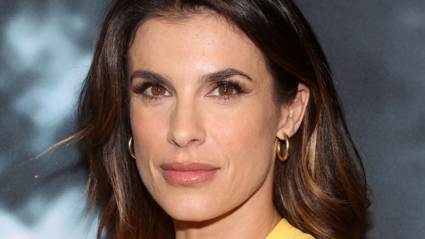 Elisabetta Canalis incanta con il look total orange