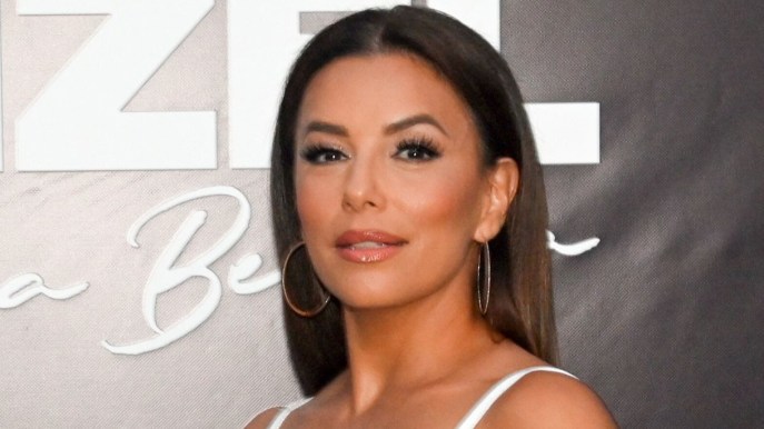 Eva Longoria in bikini verde è da copertina