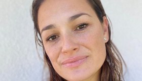 Alena Seredova, senza trucco e senza filtri su Instagram: “Solo vibrazioni positive”