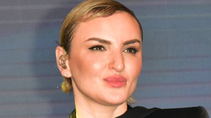 Arisa in bikini, un inno alla bellezza naturale e senza filtri