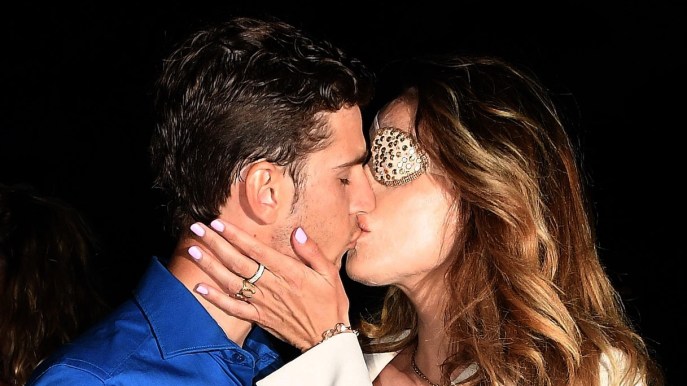Gessica Notaro, il matrimonio da favola a Venaria: Filippo il suo principe azzurro