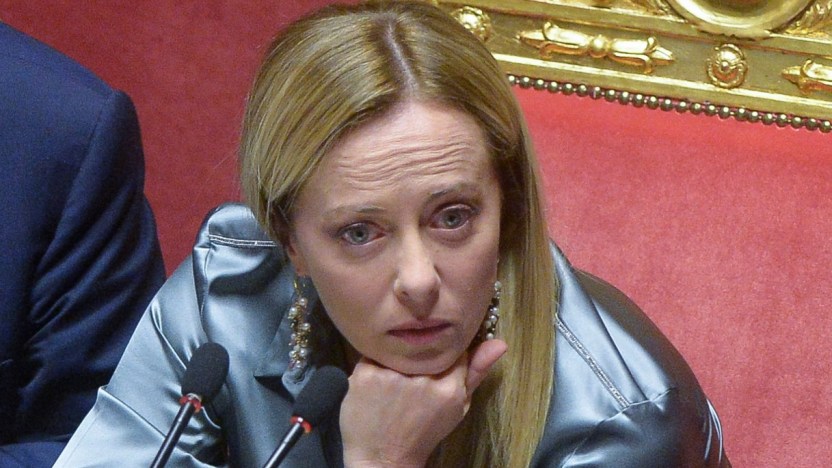 Giorgia Meloni, chiesti 100mila euro di danni per video fake. Da devolvere alle donne