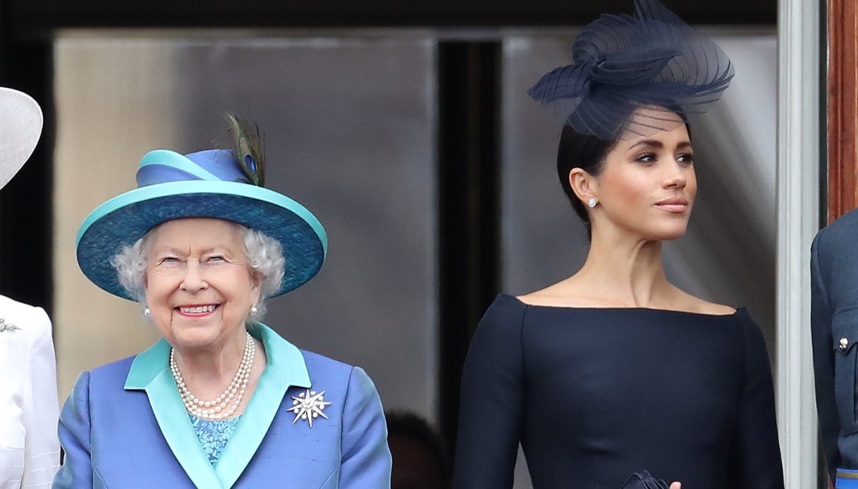 La Regina Elisabetta con Meghan Markle