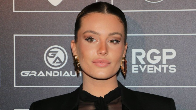 Sophie Codegoni scoppia a piangere in diretta per Basciano: “Ci sono di mezzo terze persone”