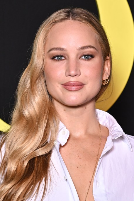 Jennifer Lawrence alla sfilata di Dior