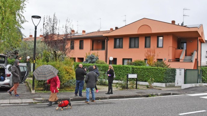 Alice e Mattia sono morti. Mamma Monia è accusata di infanticidio