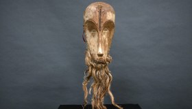 Maschera africana venduta per 150 euro ma vale 4 milioni