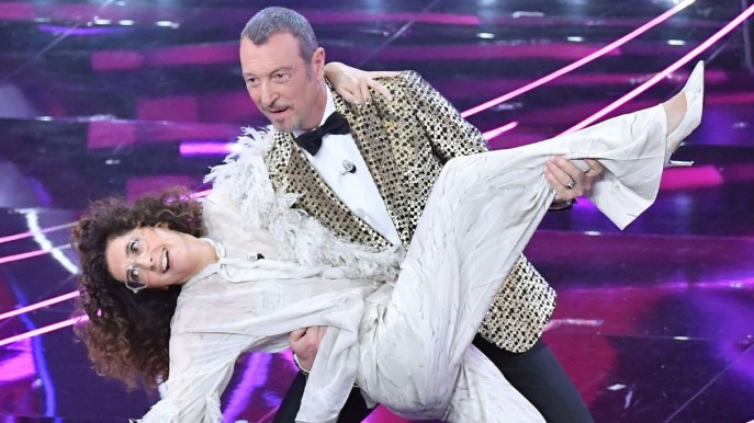 Sanremo 2024 visto dai social, i migliori meme della terza serata