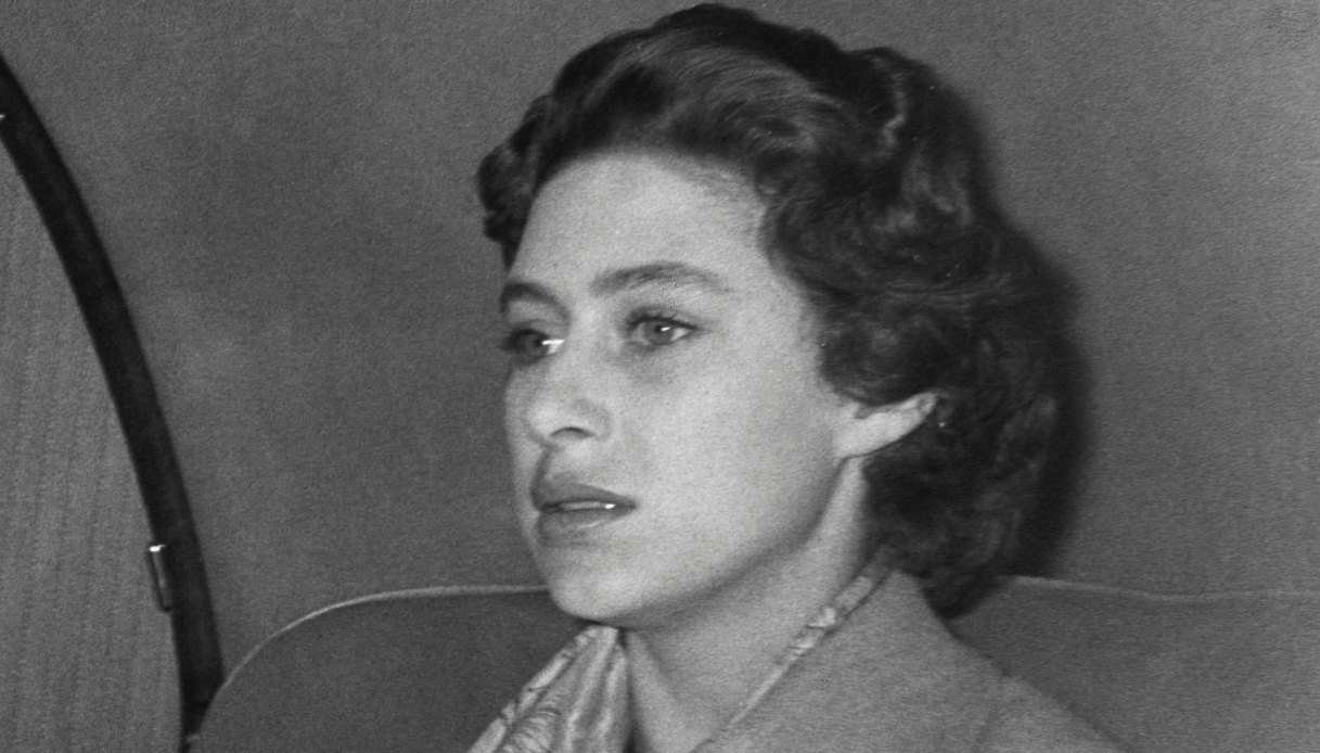 La Principessa Margaret poco prima di annunciare la sua rinuncia a sposare il capitano Peter Townsend