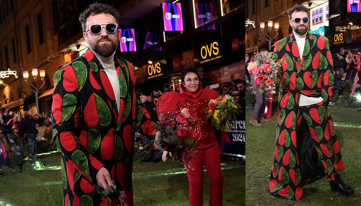 Dargen D'Amico, il look per il Green Carpet di Sanremo 2024