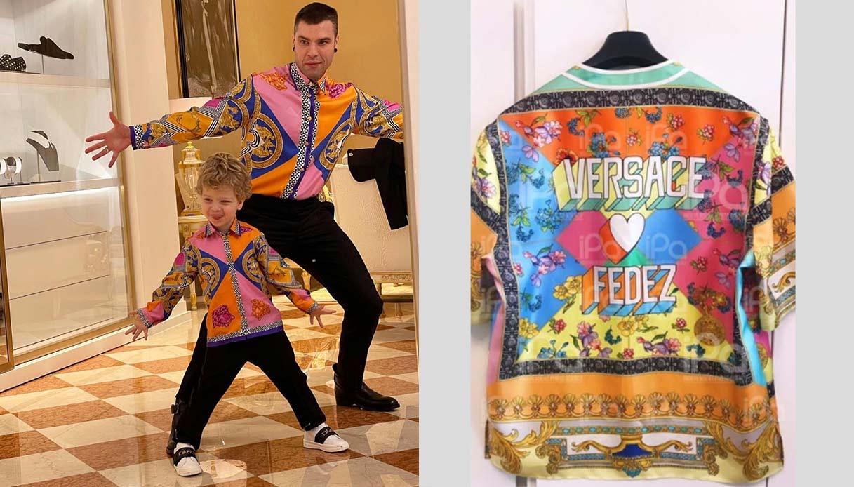 Fedez e Leone vestiti Versace