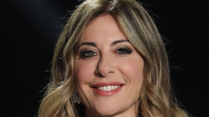 Francesca Fagnani, il look per l’ultima puntata di Belve è un must: lo stile
