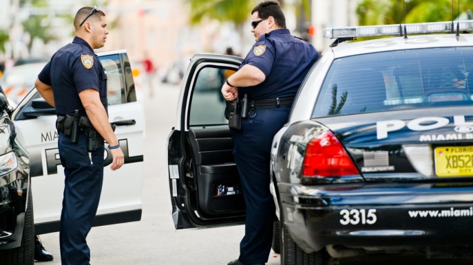 Matteo Falcinelli, studente italiano arrestato a Miami. La madre: “Ha tentato il suicidio più volte”