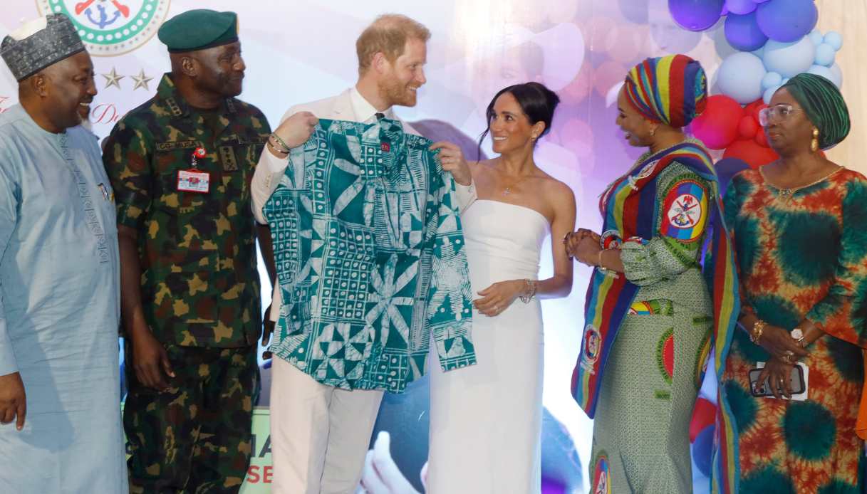 L'abito bianco di Meghan Markle