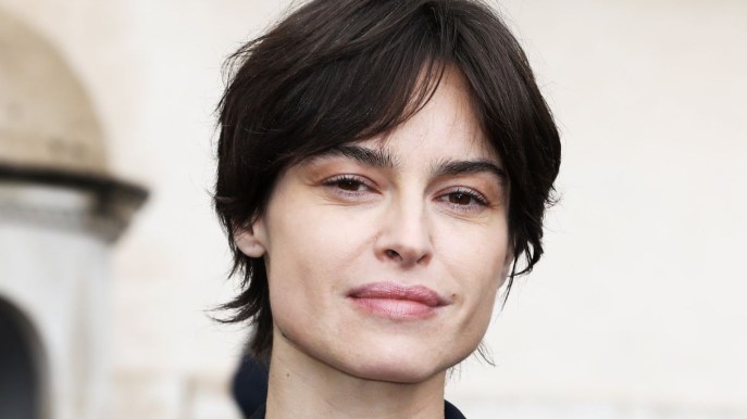 Kasia Smutniak cambia look per l’estate: il taglio di capelli perfetto per la stagione