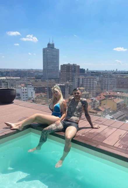 Piscina nella casa di Wanda Nara
