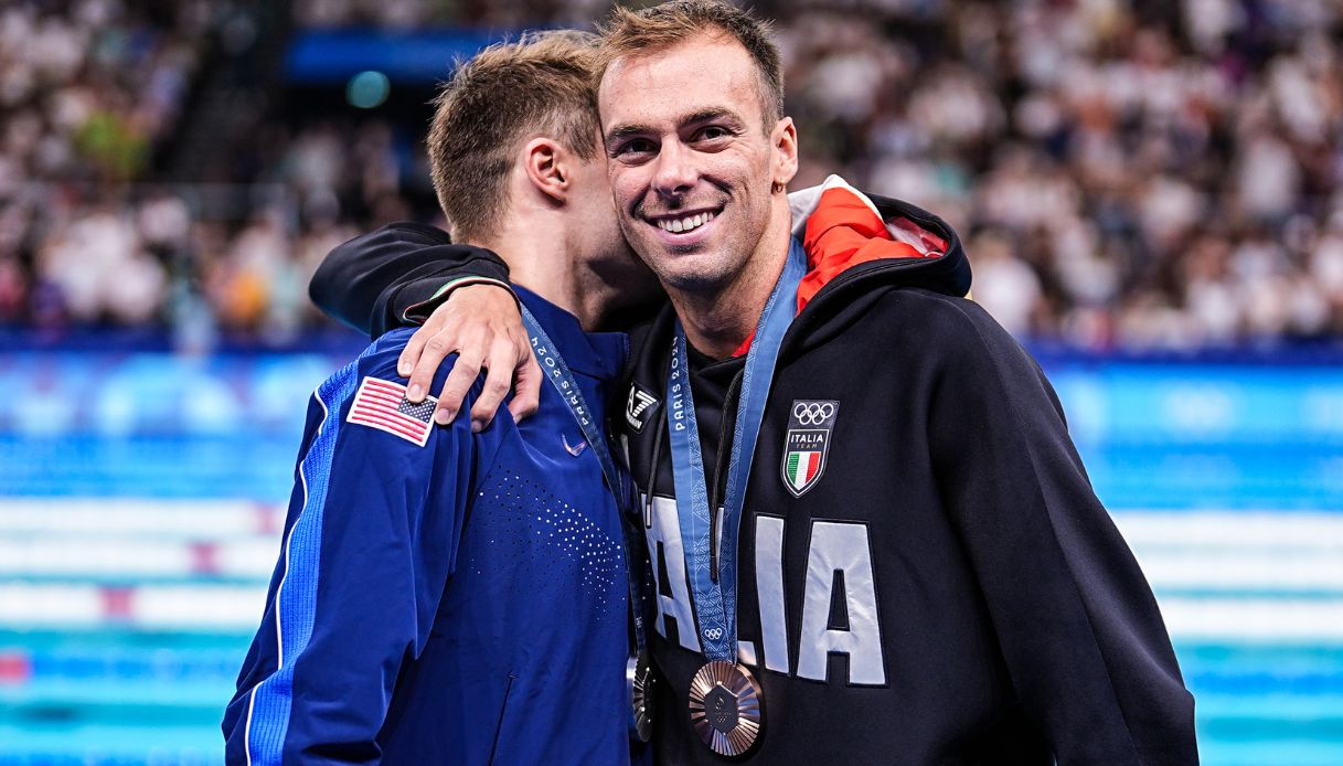 Gregorio Paltrinieri con la medaglia di bronzo per gli 800 stile libero