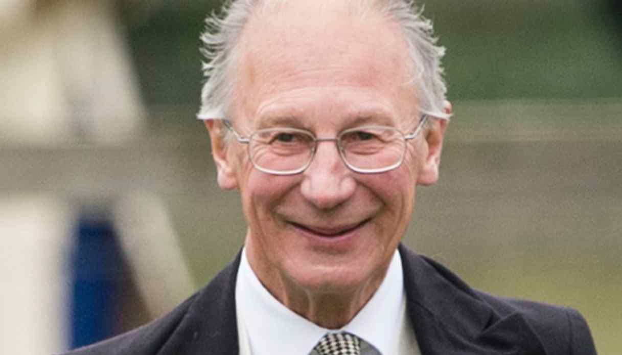 Robert Fellowes 