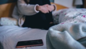 Sex Roulette, cos’è l’ultima (pericolosissima) challenge di TikTok