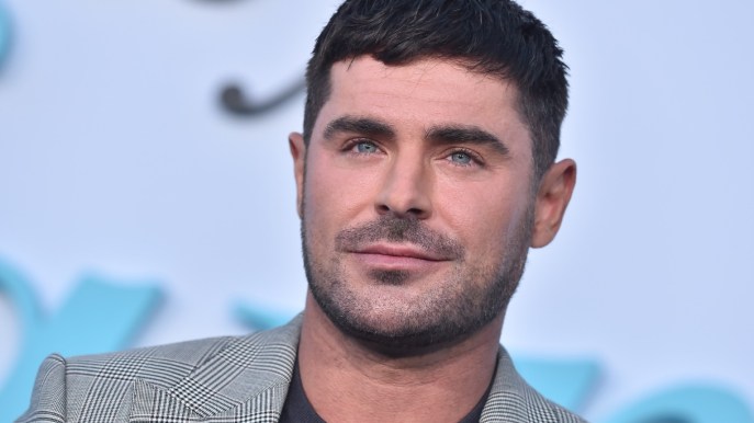Zac Efron in ospedale, incidente a Ibiza: trovato in piscina e salvato