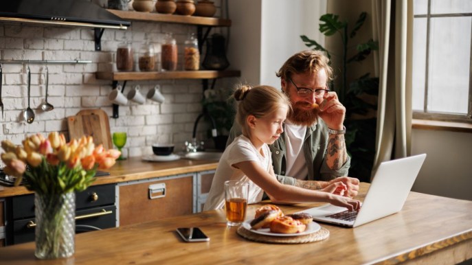 Come proteggere i nostri figli dai pericoli del web: il parental control e le sue alternative