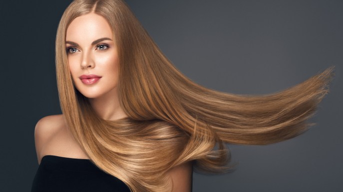 Capelli lisci effetto seta: questo è l’olio da provare