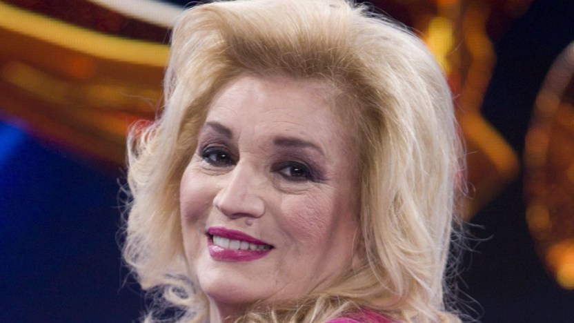 Iva Zanicchi a Verissimo, il dolore per il suo Fausto: “Non mi sono mai sentita così sola”