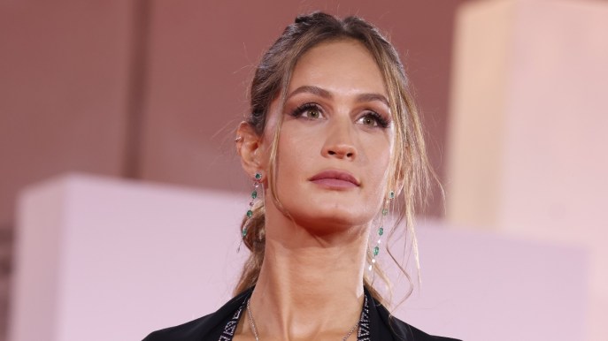 Grande Fratello, “Helena è fidanzata”: fine del quadrilatero amoroso nella Casa