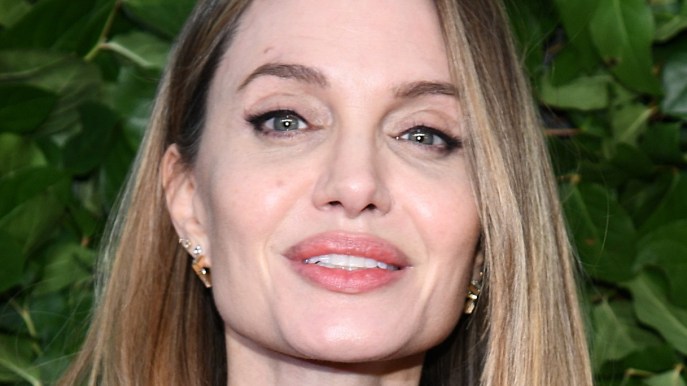 Angelina Jolie: “Mia madre era gentile e calorosa, ho realizzato il suo sogno”