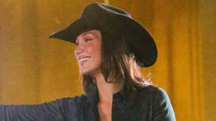 Bella Hadid debutta come attrice: il suo primo ruolo nella serie cult americana Yellowstone