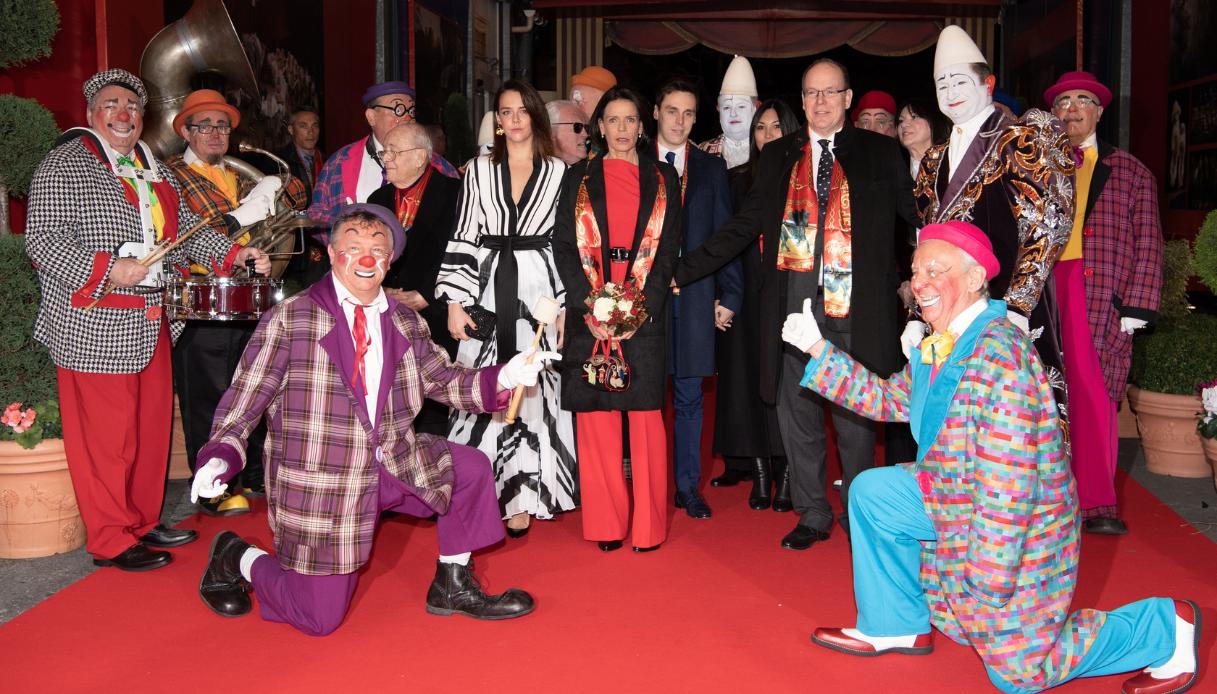 Stephanie di Monaco con i figli e il fratello Alberto al Festival Internazionale del Circo di Monte-Carlo