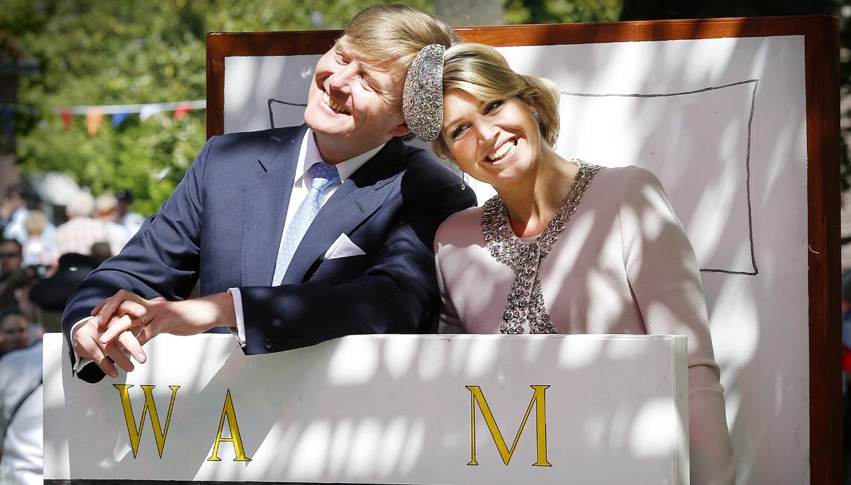 Il Re e la Regina d'Olanda durante un impegno pubblico nel 2013
