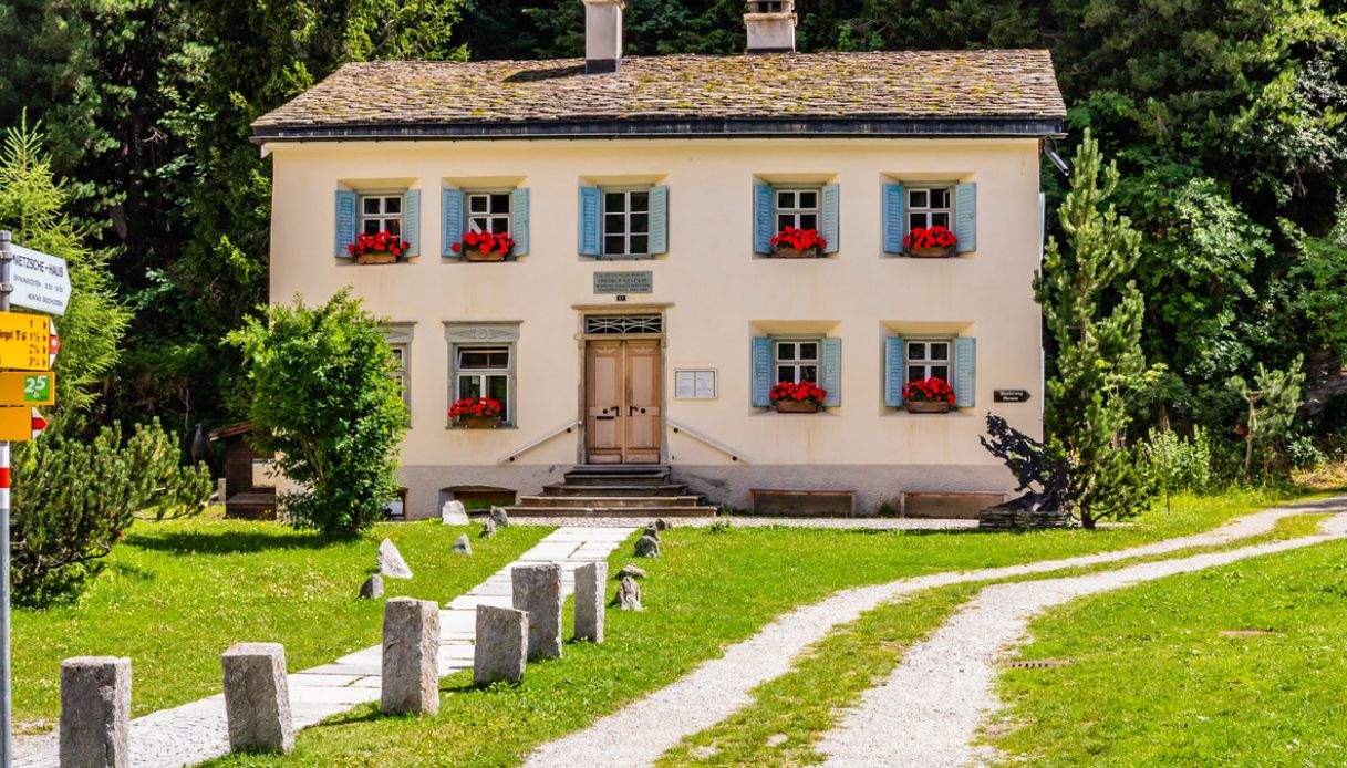 Casa Nietzsche immersa nel verde