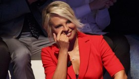 C’è Posta per Te, le pagelle: Maria De Filippi certezza (10), l’amore interrotto non convince (5)