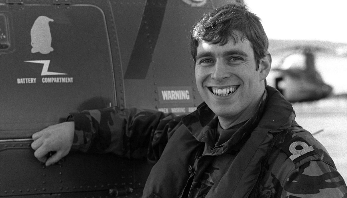 Il Principe Andrea a Port Stanley, nelle Falkland, nel 1982