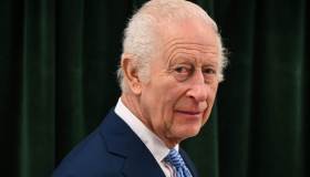 Re Carlo segue le orme di Harry e Meghan, il suo nuovo progetto per Amazon