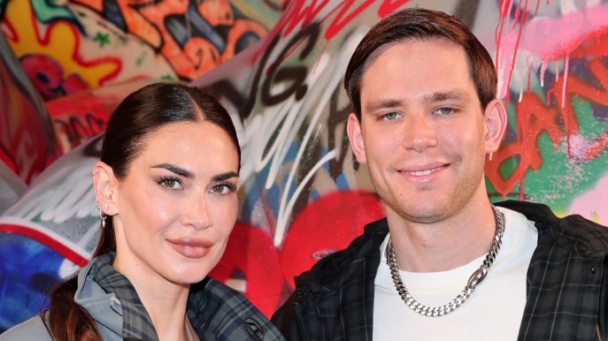 Milano Fashion Week 2025, Melissa Satta e Carlo Beretta: la coppia perfetta con dei look irresistibili