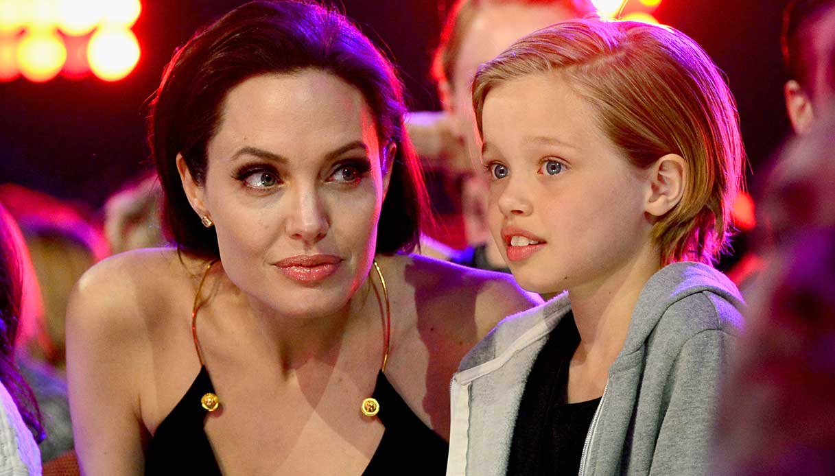 Shiloh e Angelina Jolie nel 2015