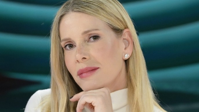 Obbligo o verità, pagelle prima puntata: le gaffe di Paola Iezzi (5), Geppi “contro” Marcuzzi, iconica (9)